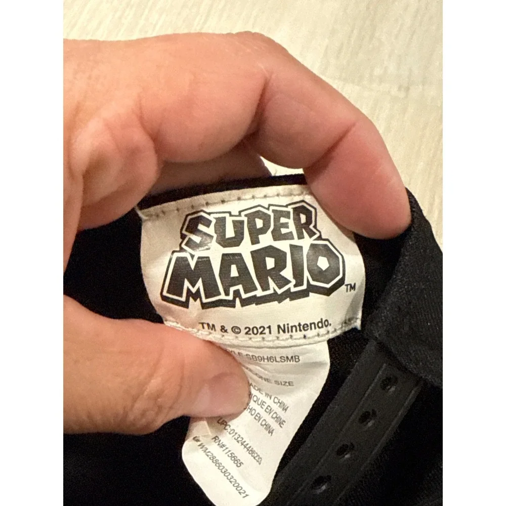 Nintendo Super Mario Luigi Snapback Hat Black Gray Power-Up Print Flat Brim Cap - Picture 5 of 6